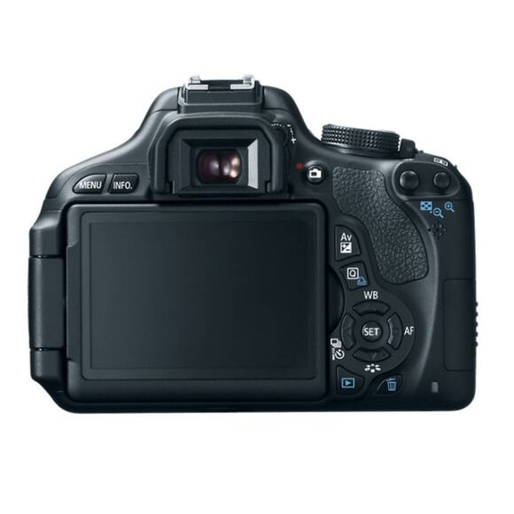 Canon EOS Rebel T3i and EF-S 18-55mm lens - Picture 5 of 5